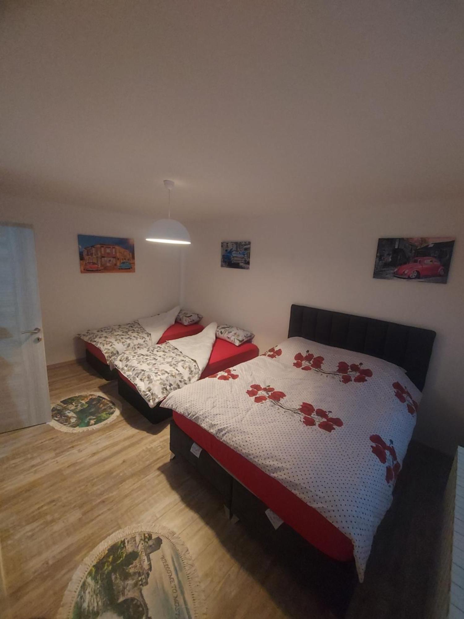 Apartment Muamer *